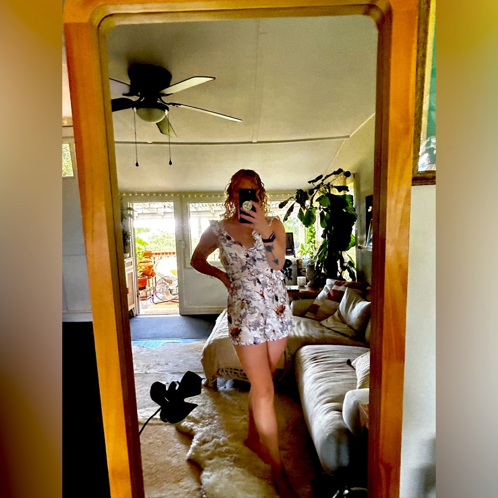 Pretty Floral Romper - Picture 5 of 13